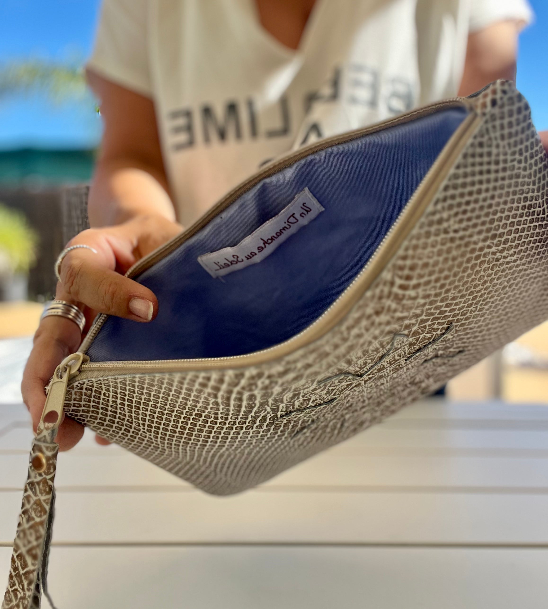 Pochette CHIC